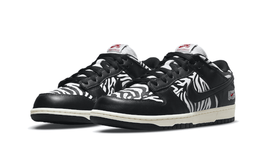 Nike SB Dunk Low Quartersnacks Zebra - DM3510-001 - imagen 2