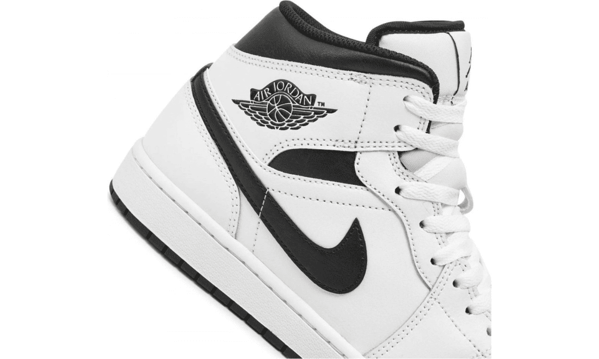 Air Jordan 1 Mid Reverse Panda