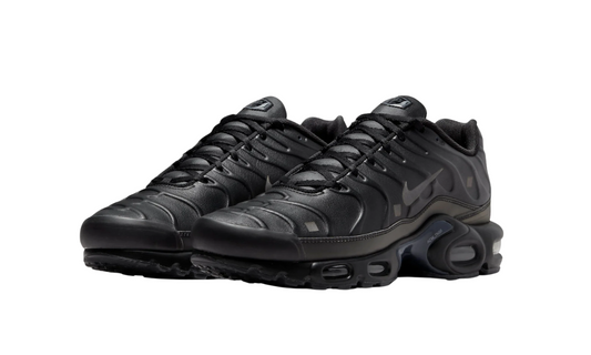 Air Max Plus X A Cold Wall Black