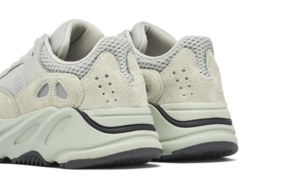 Adidas Yeezy 700 Salt