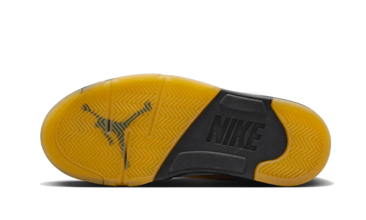 Air Jordan 5 Retro A Ma Maniere Diffused Blue