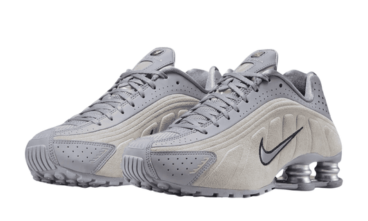 Nike Shox R4 Grey