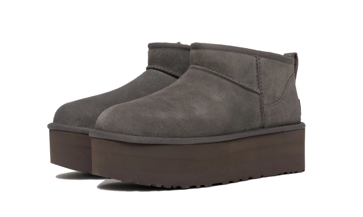 UGG Classic Ultra Mini Platform Boot Charcoal 1135092-CHRC — Vista 2