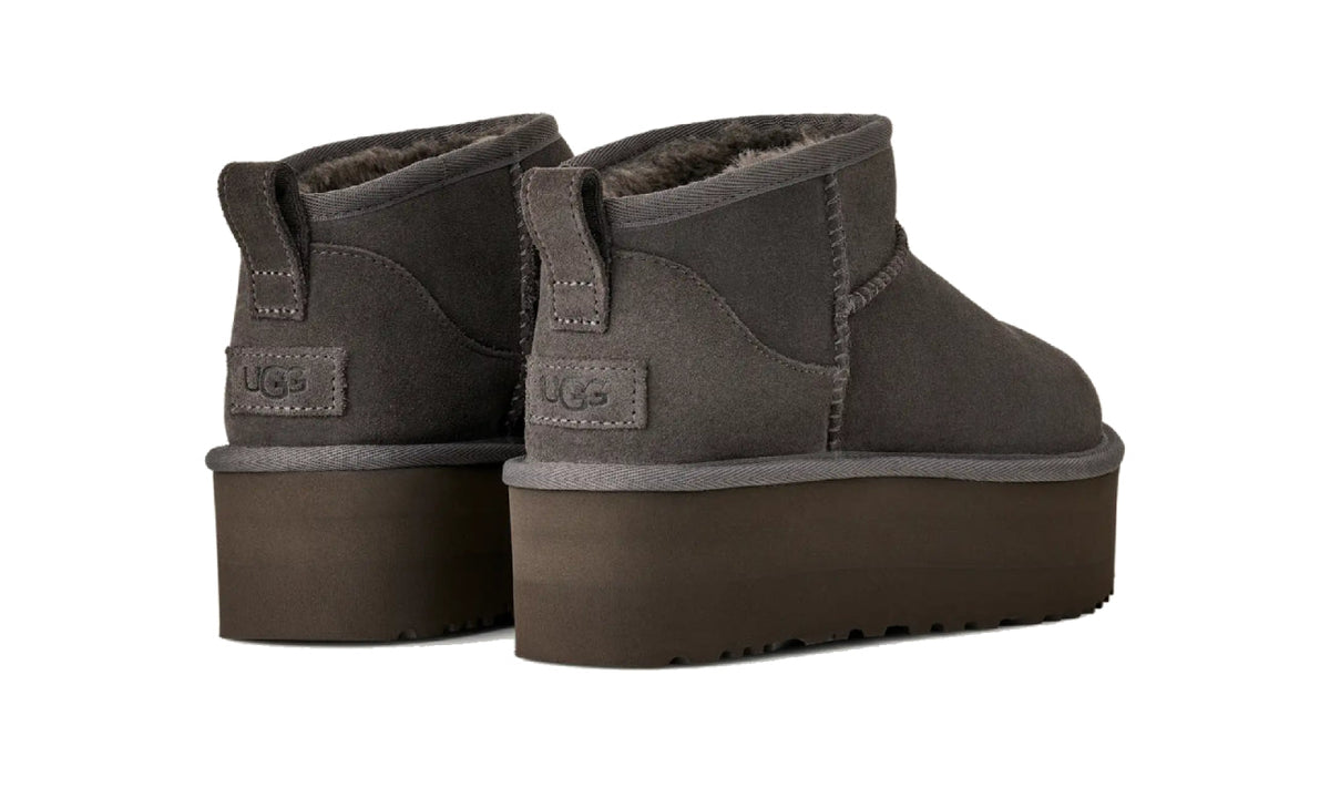 UGG Classic Ultra Mini Platform Boot Charcoal 1135092-CHRC — Vista 3