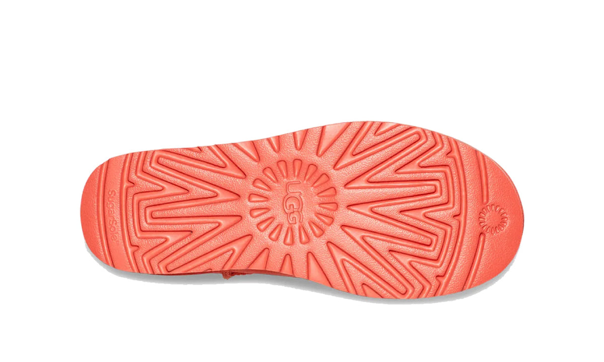 UGG Classic Ultra Mini Platform Boot Vibrant Coral 1135092-VCRL — Vista 3