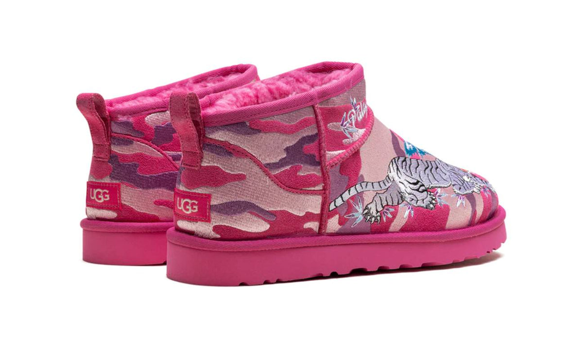 UGG Classic Ultra Mini Boot Palace Pink Camo 1172071-PKC — Vista 3