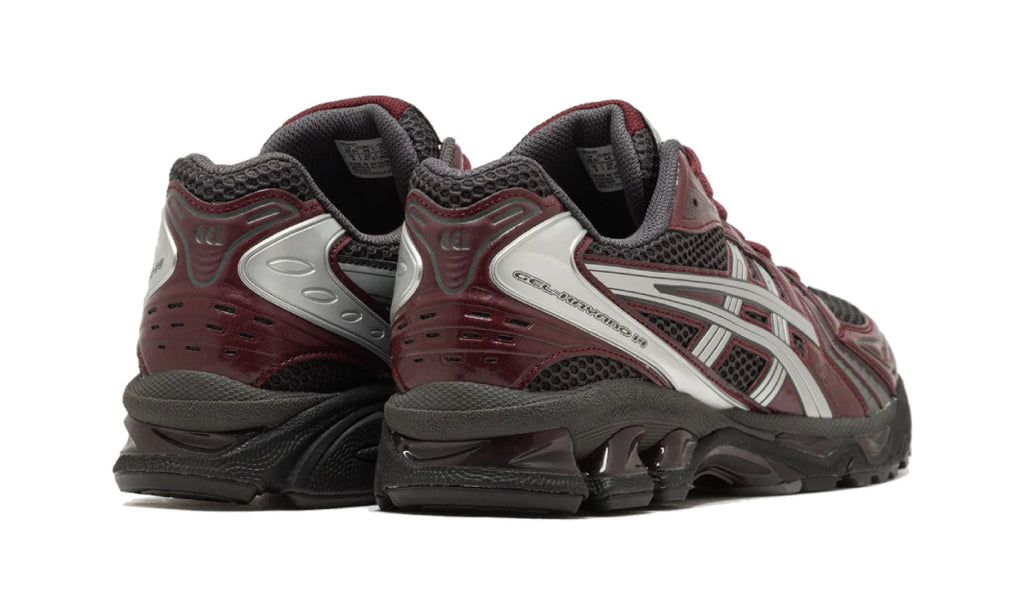 ASICS Gel-Kayano 14 Obsidian Grey Pure Silver 1203A537-022 — Vista 3