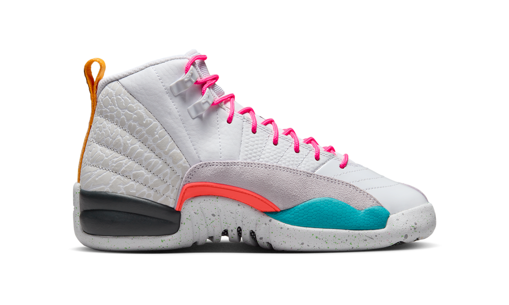 Air Jordan 12 Retro White Vapor Green (GS) 153265-130 — Vista 2