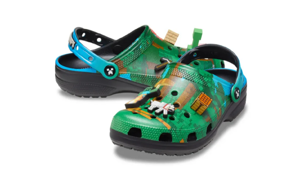 Crocs Classic Clog Minecraft Dark Forest