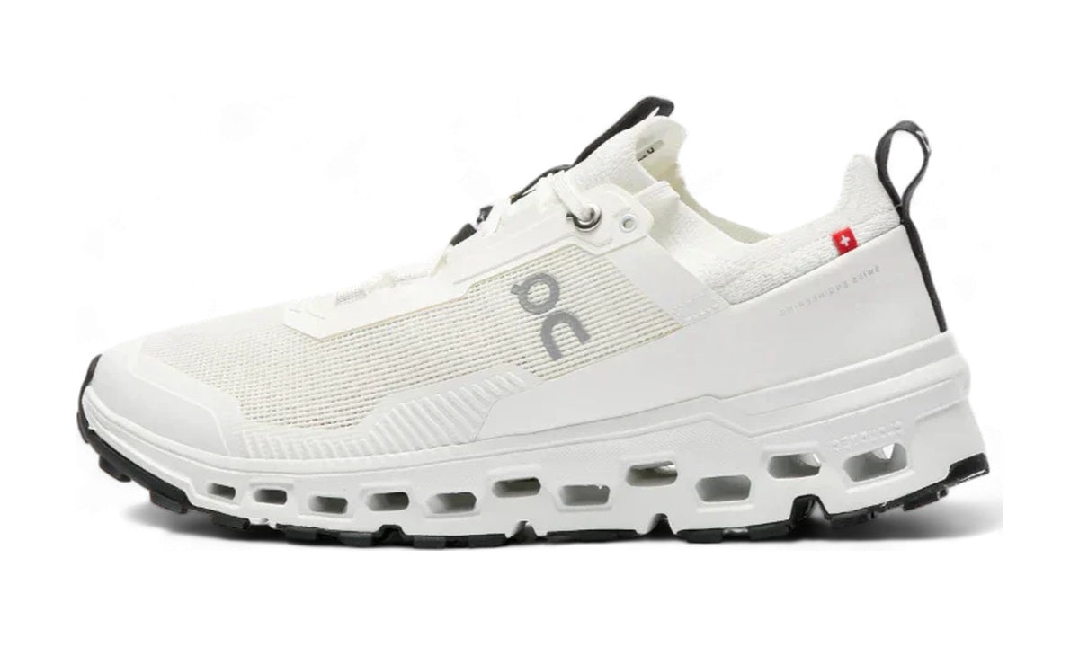 On Running Cloudultra 2 Undyed White — vista 1