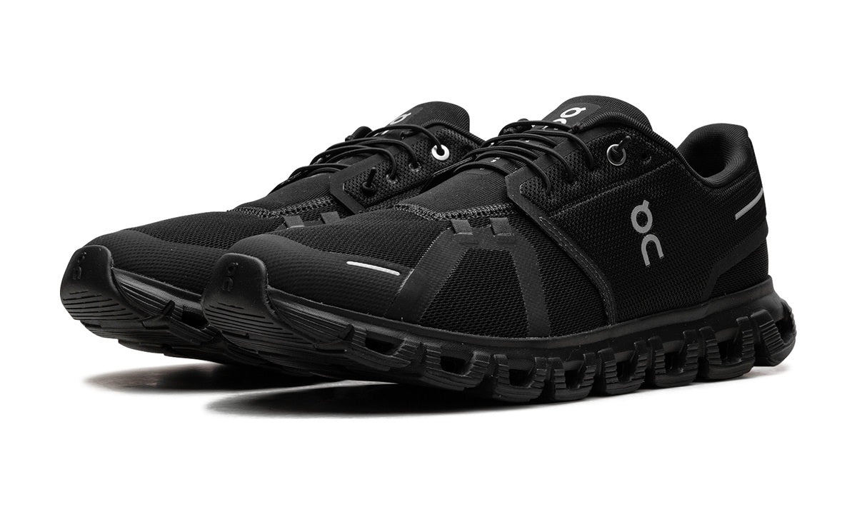 On Running Cloud 6 All Black — vista 2
