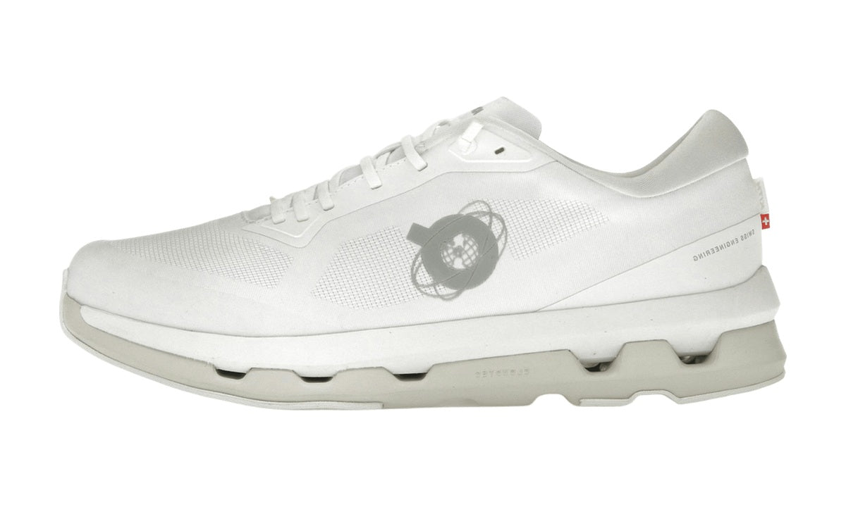 On Running Cloudzone Kith White Ice — vista 1