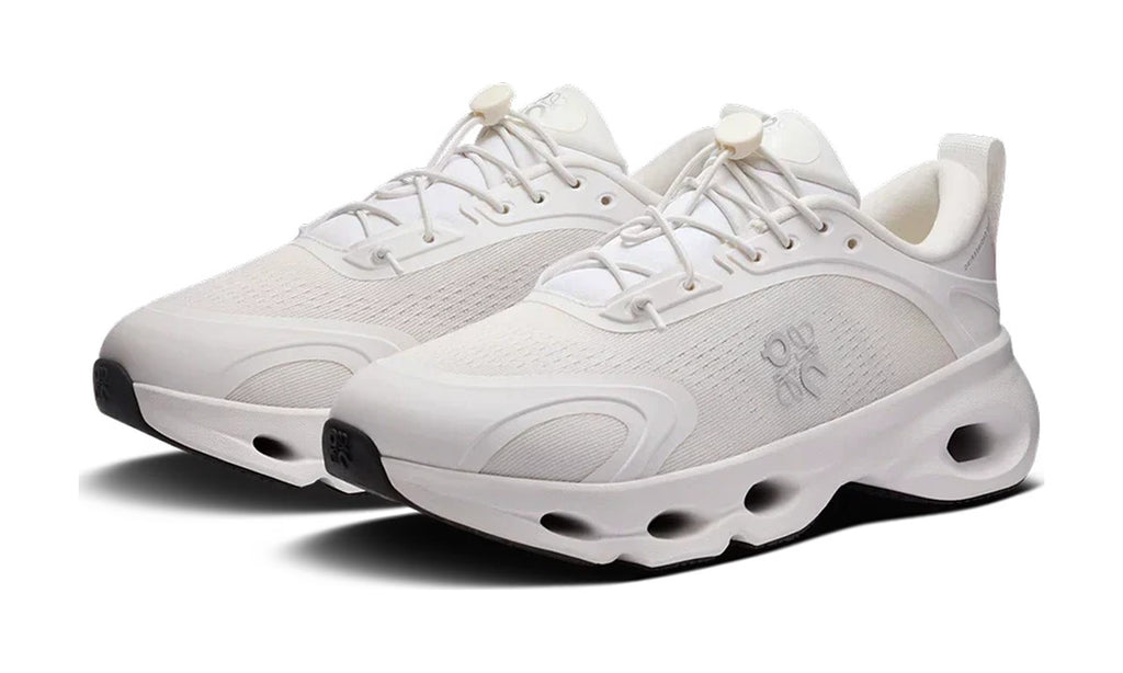 On Running Cloudsolo LOEWE White Light Grey — vista 3