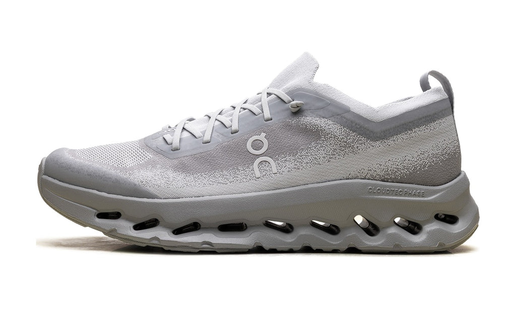 On Running Cloudtilt Moon Zendaya Glacier Alloy — vista 1