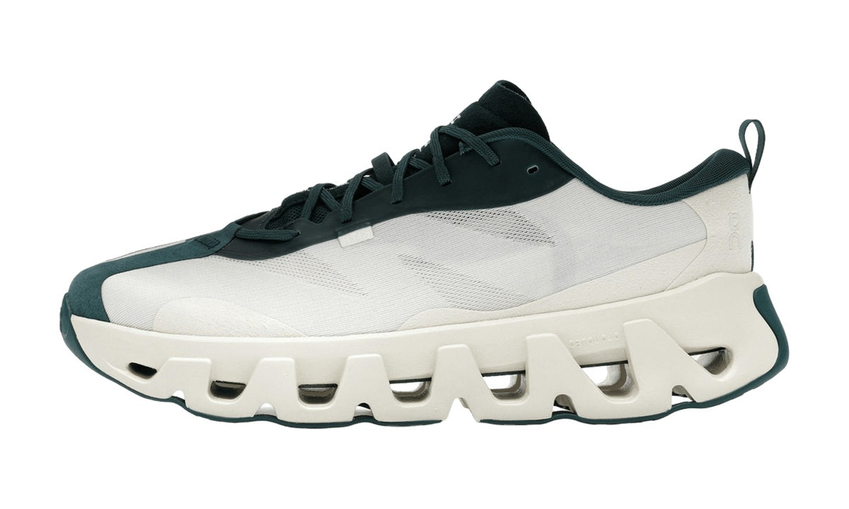 On Running K-Tech 1 Kith Tofu Sea Moss — vista 1