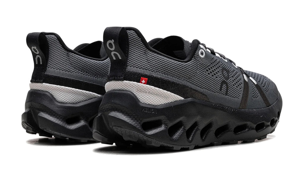 On Running Cloudsurfer Trail Eclipse Black (Women's) — vista 3