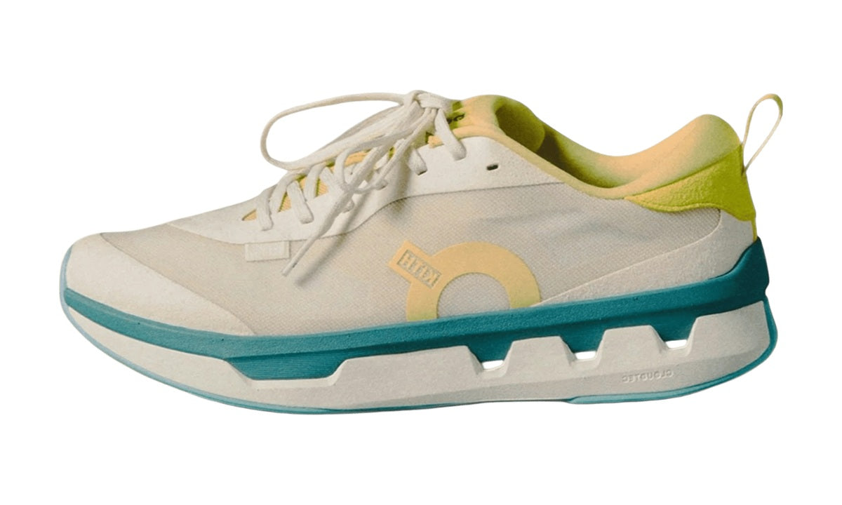 On Running K-Tech 3 Kith Ivory Storm (Women's) — vista 1