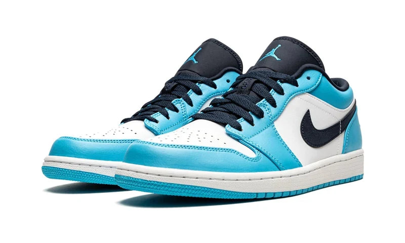 Air Jordan 1 Low UNC 553558-144 — Vista 2