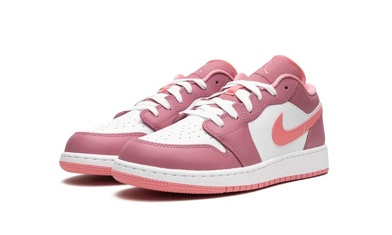 Air Jordan 1 Low Desert Berry (GS) 553560-616 — Vista 2