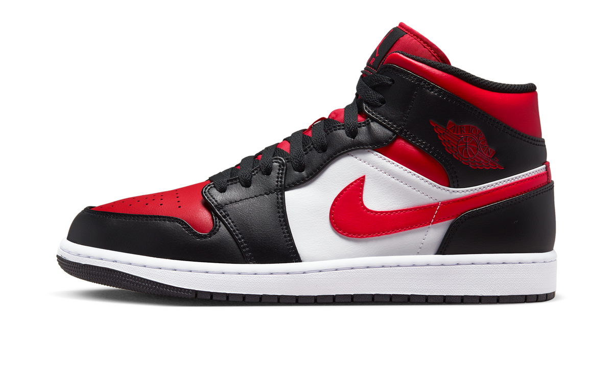 Air Jordan 1 Mid White Black Red (2022) 554724-079 — Vista 1