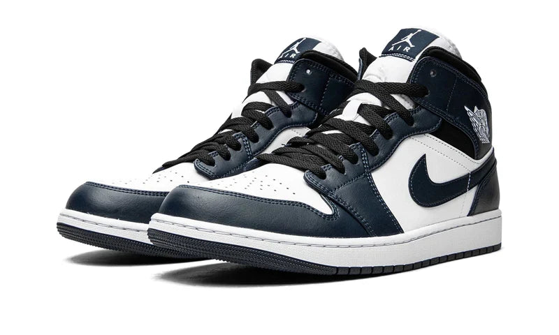 Air Jordan 1 Mid Armory Navy 554724-411 — Vista 2