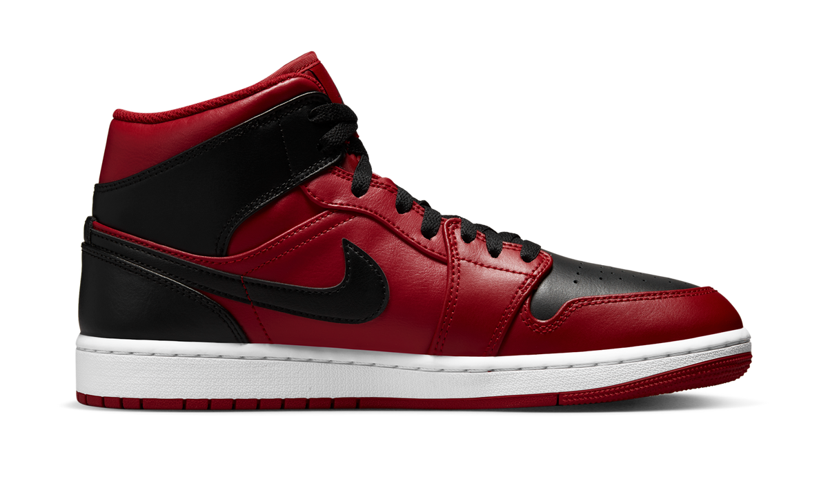 Air Jordan 1 Mid Reverse Bred (2021) 554724-660 — Vista 2