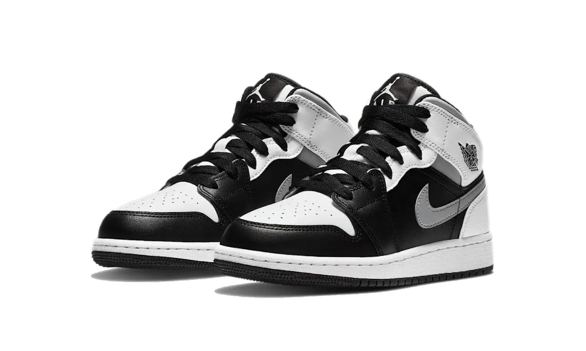 Air Jordan 1 Mid White Shadow 554725-073 — Vista 2