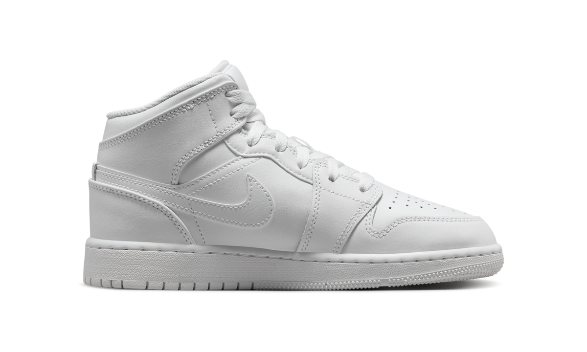 Air Jordan 1 Mid Triple White (2023) (GS) 554725-136 — Vista 2