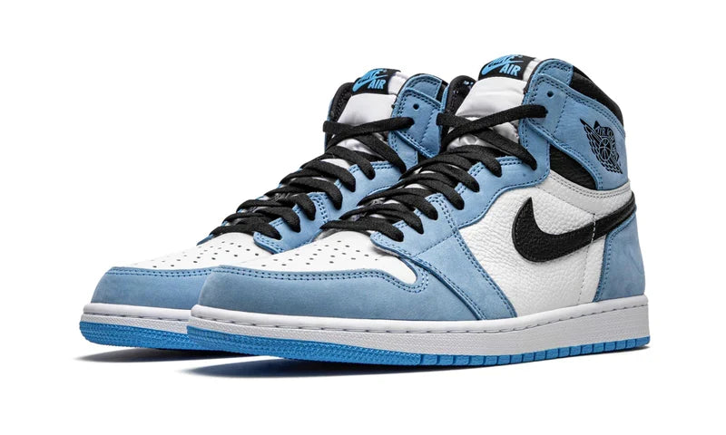 Air Jordan 1 Retro High University Blue 555088-134 — Vista 2