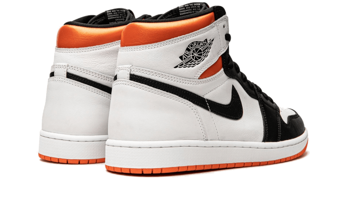 Air Jordan 1 Retro High OG Electro Orange 555088-180 — Vista 3