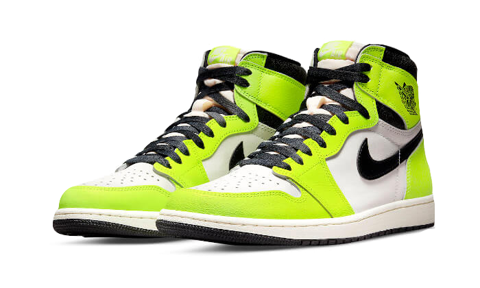 Air Jordan 1 Retro High OG Visionaire (Volt) 555088-702 — Vista 2