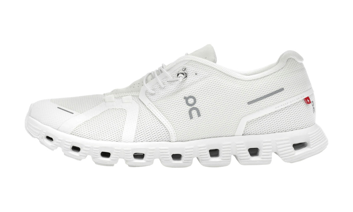 On Running Cloud 5 All White (Women's) — vista 1