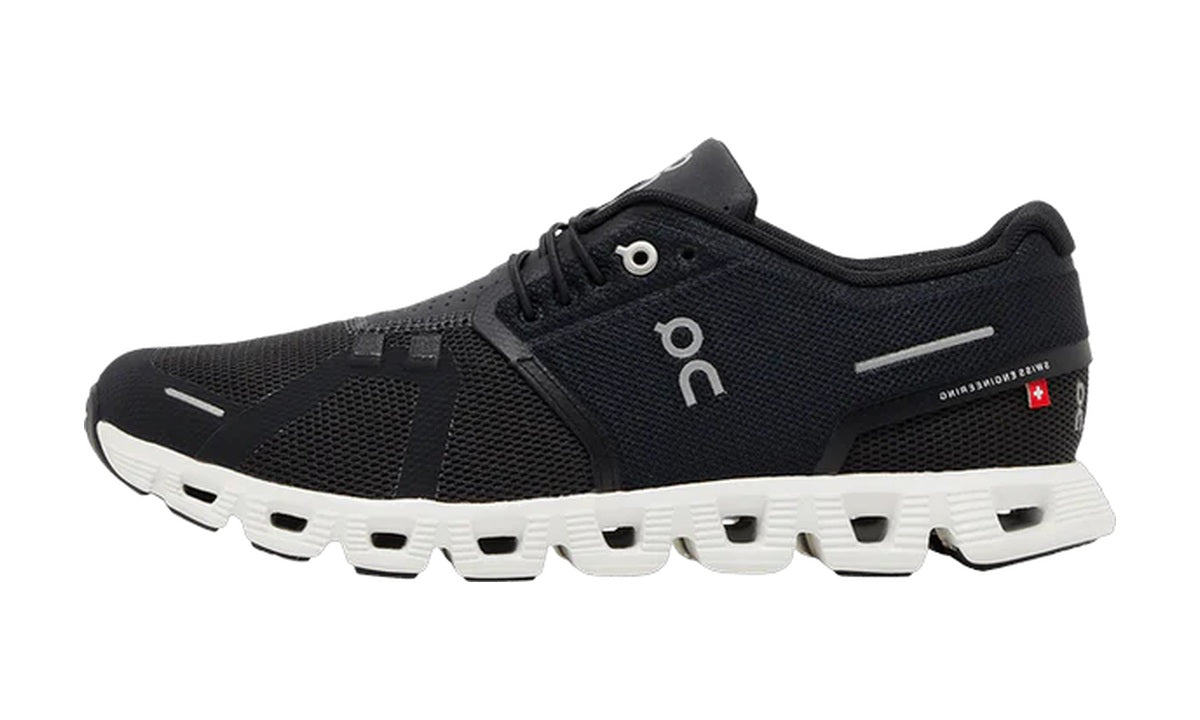 On Running Cloud 5 Black White — vista 1