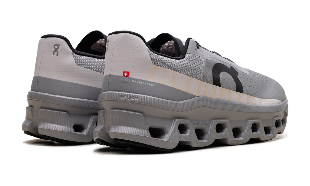 On Running Cloudmonster Alloy Silver — vista 3