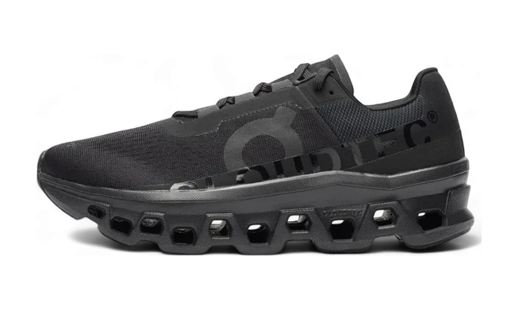 On Running Cloudmonster All Black — vista 1