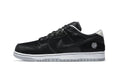 Nike SB Dunk Low Medicom Toy (2020) - CZ5127-001 - imagen 1