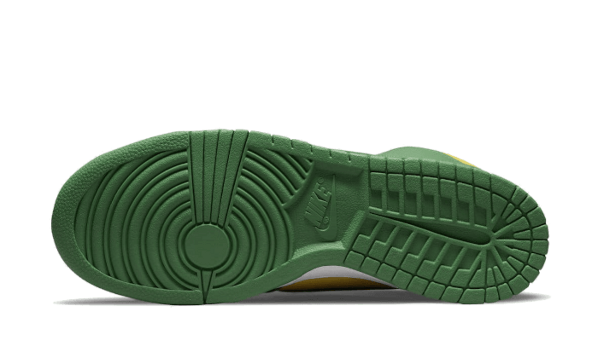 Nike SB Dunk High Supreme By Any Means Brazil - DN3741-700 - imagen 5