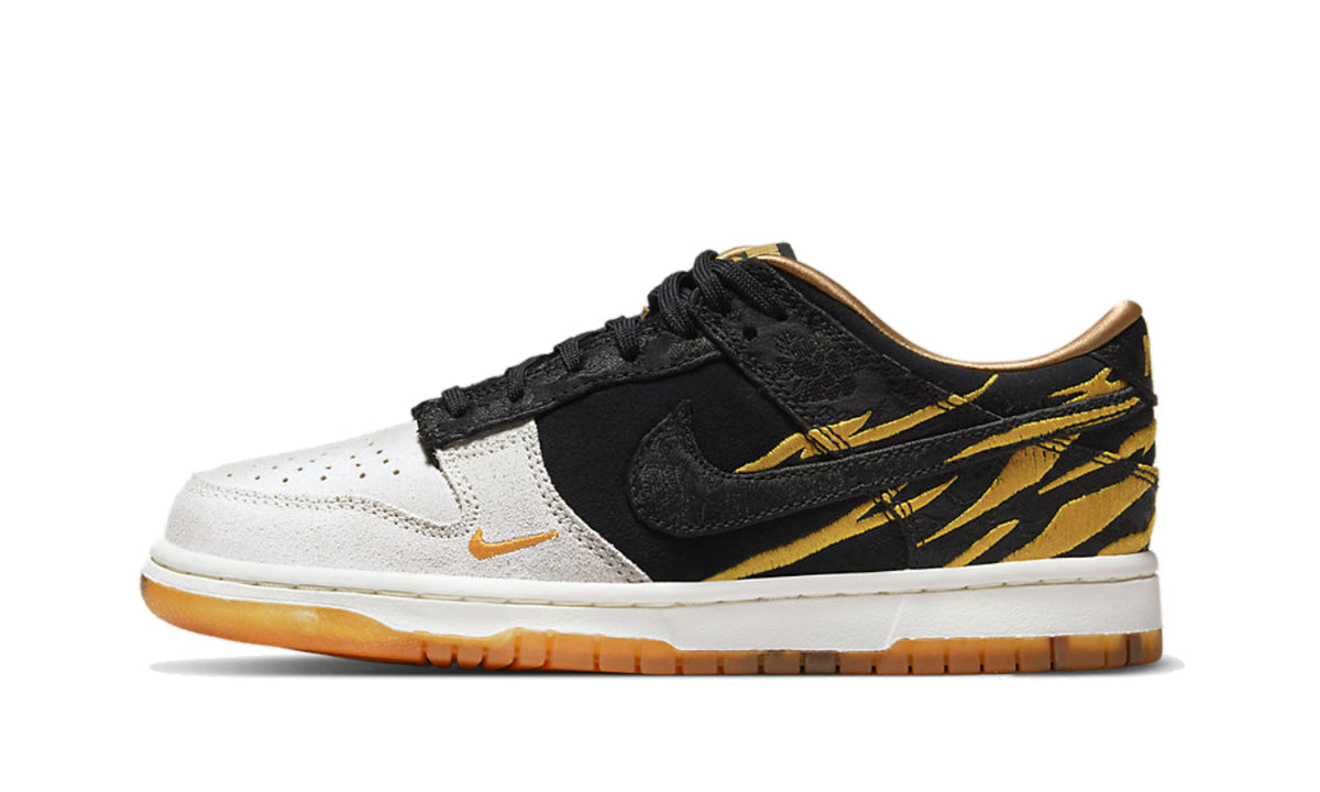 Nike Dunk Low Year of the Tiger (2022) - DQ5351-001 - imagen 1