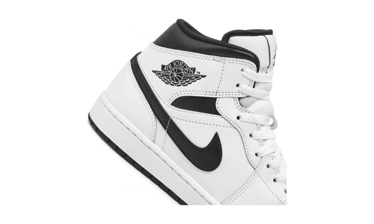 Air Jordan 1 Mid Reverse Panda