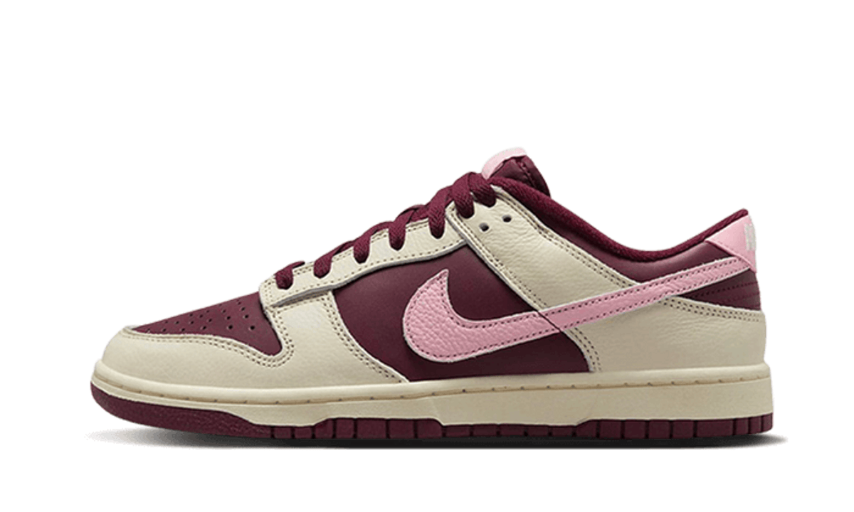 Nike Dunk Low Retro PRM Valentine's Day (2023) - DR9705-100 - imagen 1