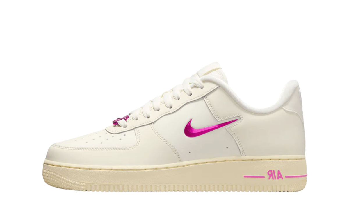 Air Force 1  Low Dance Sail