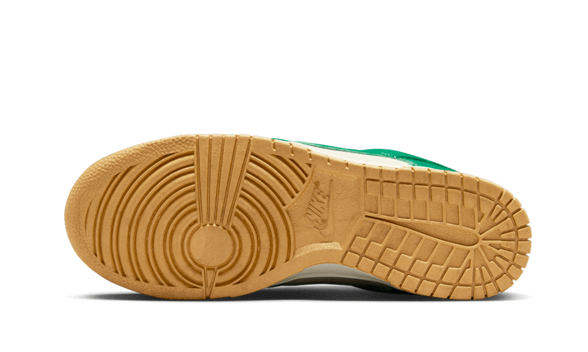Nike Dunk Low Malachite University Gold - FB7173-131 - imagen 2