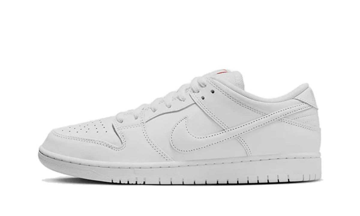 Nike SB Dunk Low Pro Triple White - FJ1674-100 - imagen 1