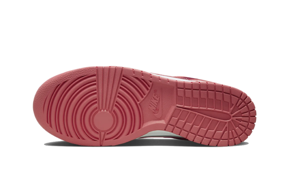Nike Dunk Low Valentine's Day (2024) - FQ7056-100 - imagen 3