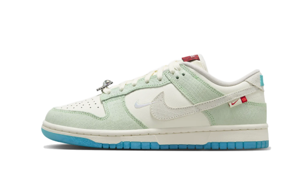 Nike Dunk Low LX Year of the Dragon (2024) - FZ5065-111 - imagen 1