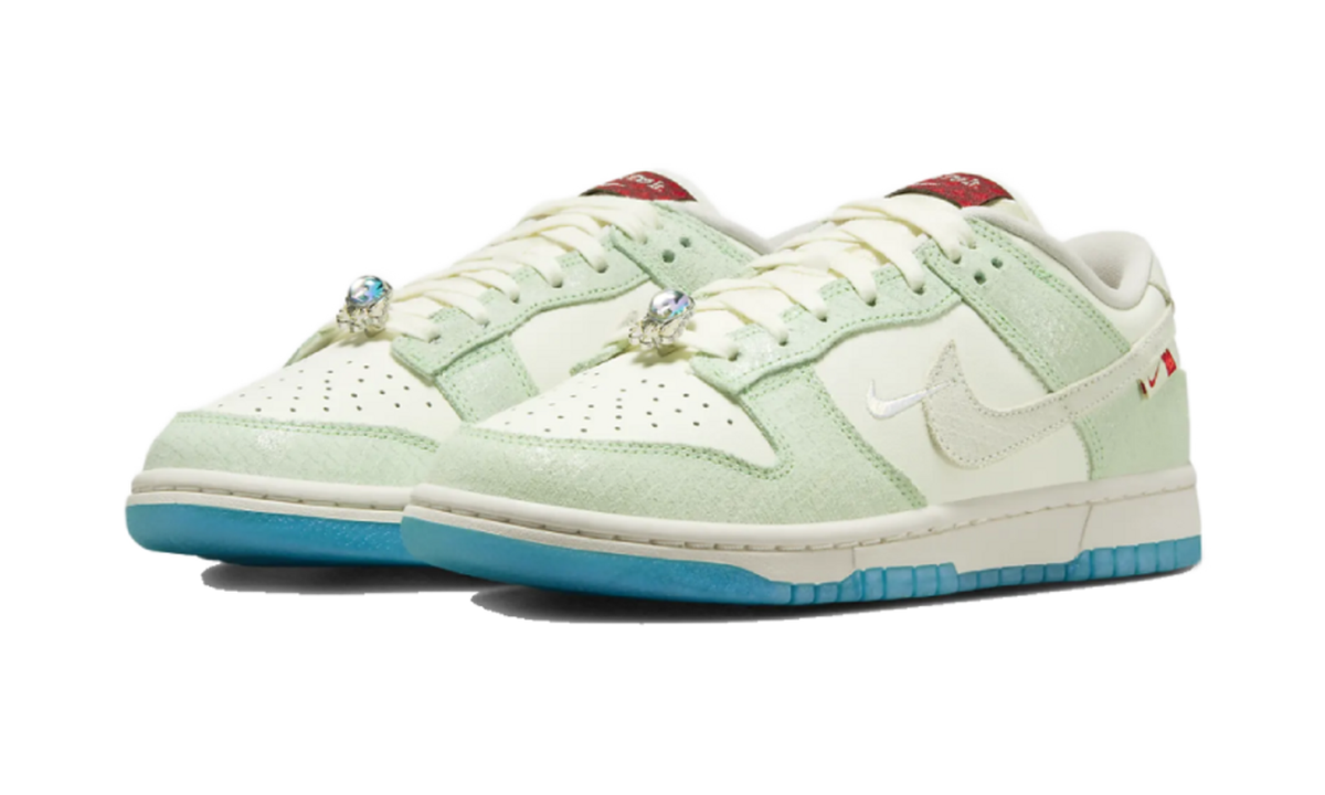 Nike Dunk Low LX Year of the Dragon (2024) - FZ5065-111 - imagen 2