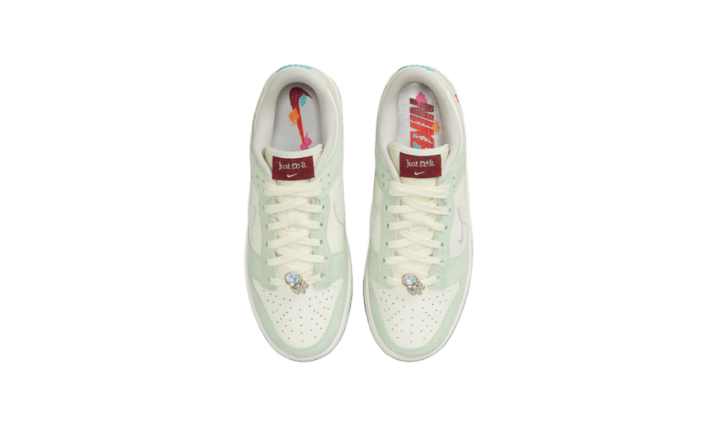 Nike Dunk Low LX Year of the Dragon (2024) - FZ5065-111 - imagen 3