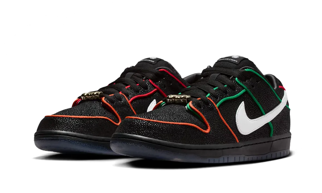 Nike SB Dunk Low Pro Bronx Girls Black Red - HV1664-001 - imagen 2