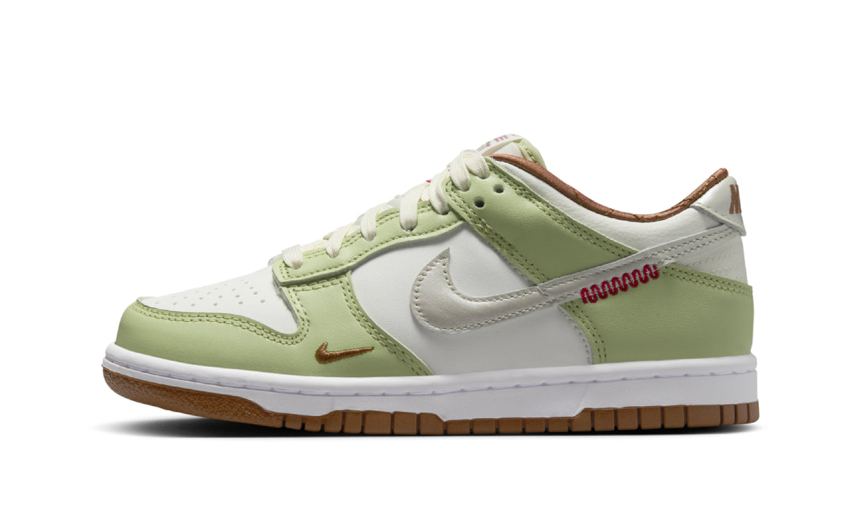 Nike Dunk Low Year of the Snake - HV6001-101 - imagen 1