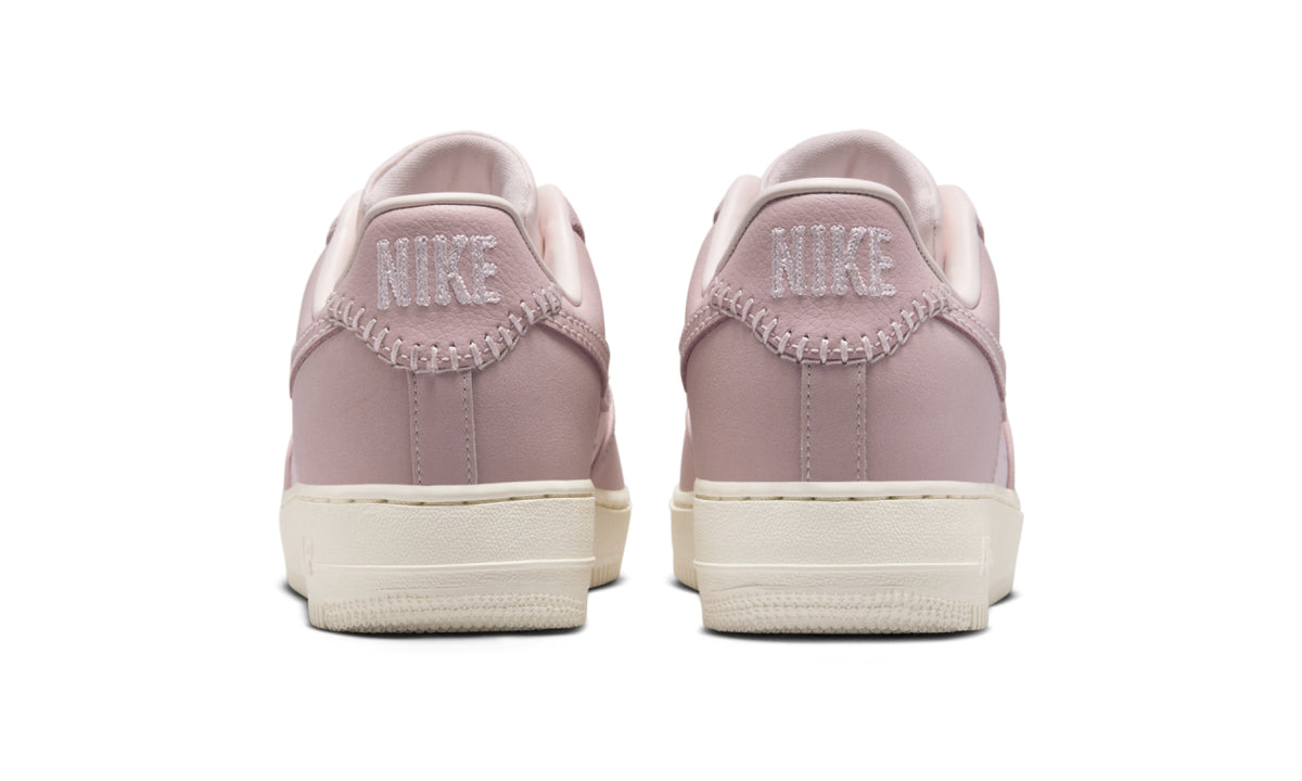Nike Air Force 1 Low Pink Oxford Tassels - IB4654-661 - imagen 3